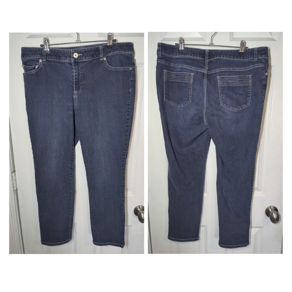 Chico's Platinum Ultimate Fit Tapered‎ Cropped Mid Rise Jeans Size 2 (L/12)